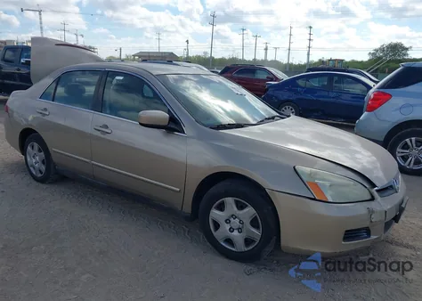 2007 Honda Accord 2.4 Lx z USA, uszkodzony, nr VIN 3HGCM56437G707691